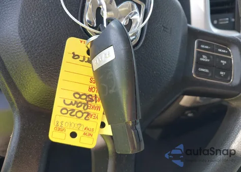 2020 Ram 1500 Classic Slt 4X4 6'4 Box z USA, uszkodzony, nr VIN 1C6RR7GT3LS100051